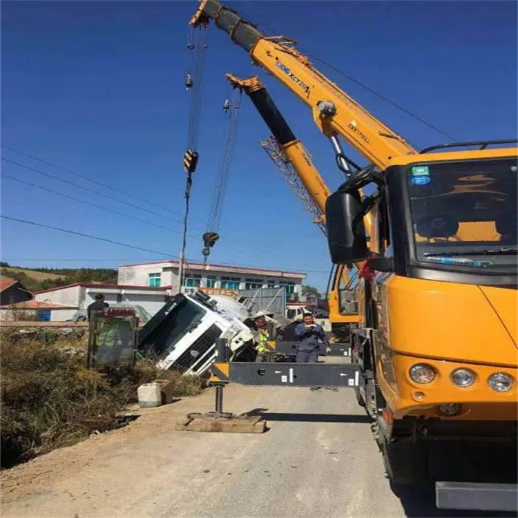 衡南吊车道路救援多少钱